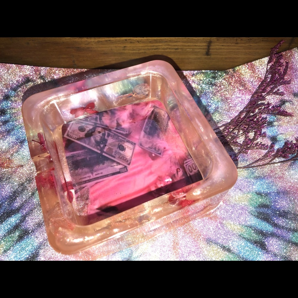 Ashtray